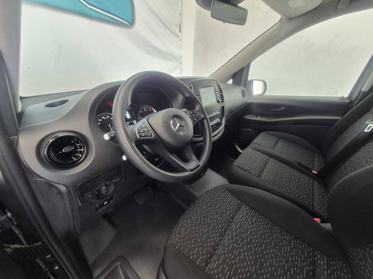 mercedes-benz-vito-2022-diesel-1950cc