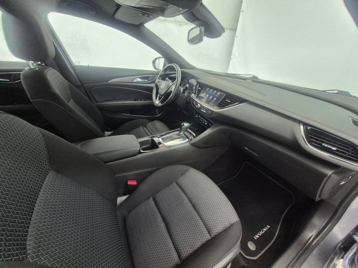 opel-insignia-sports-tourer-2021-diesel-1496cc