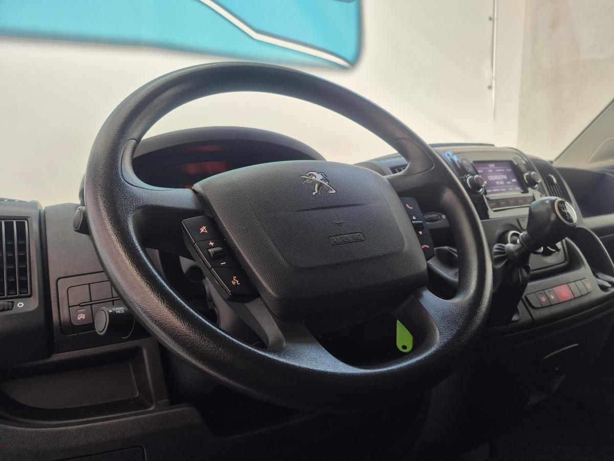 peugeot-boxer-2022-diesel-2179cc