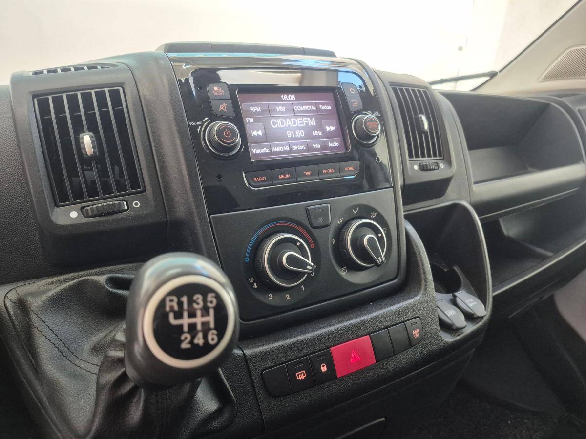 peugeot-boxer-2022-diesel-2179cc