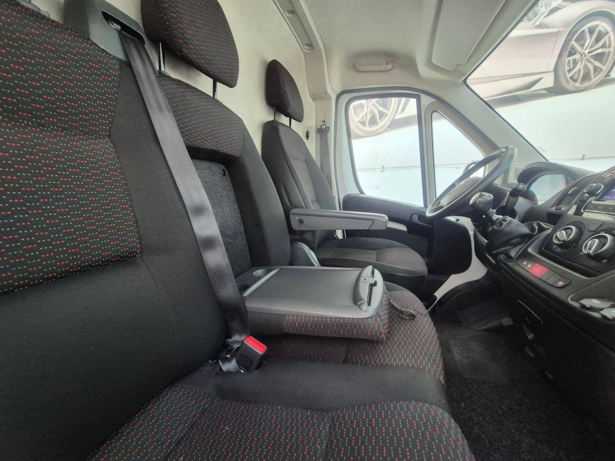 peugeot-boxer-2022-diesel-2179cc