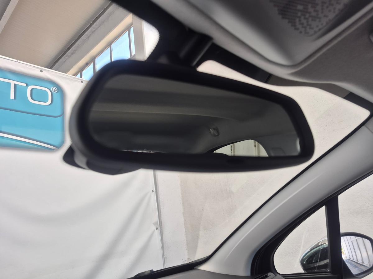 peugeot-208-2016-diesel-1560cc