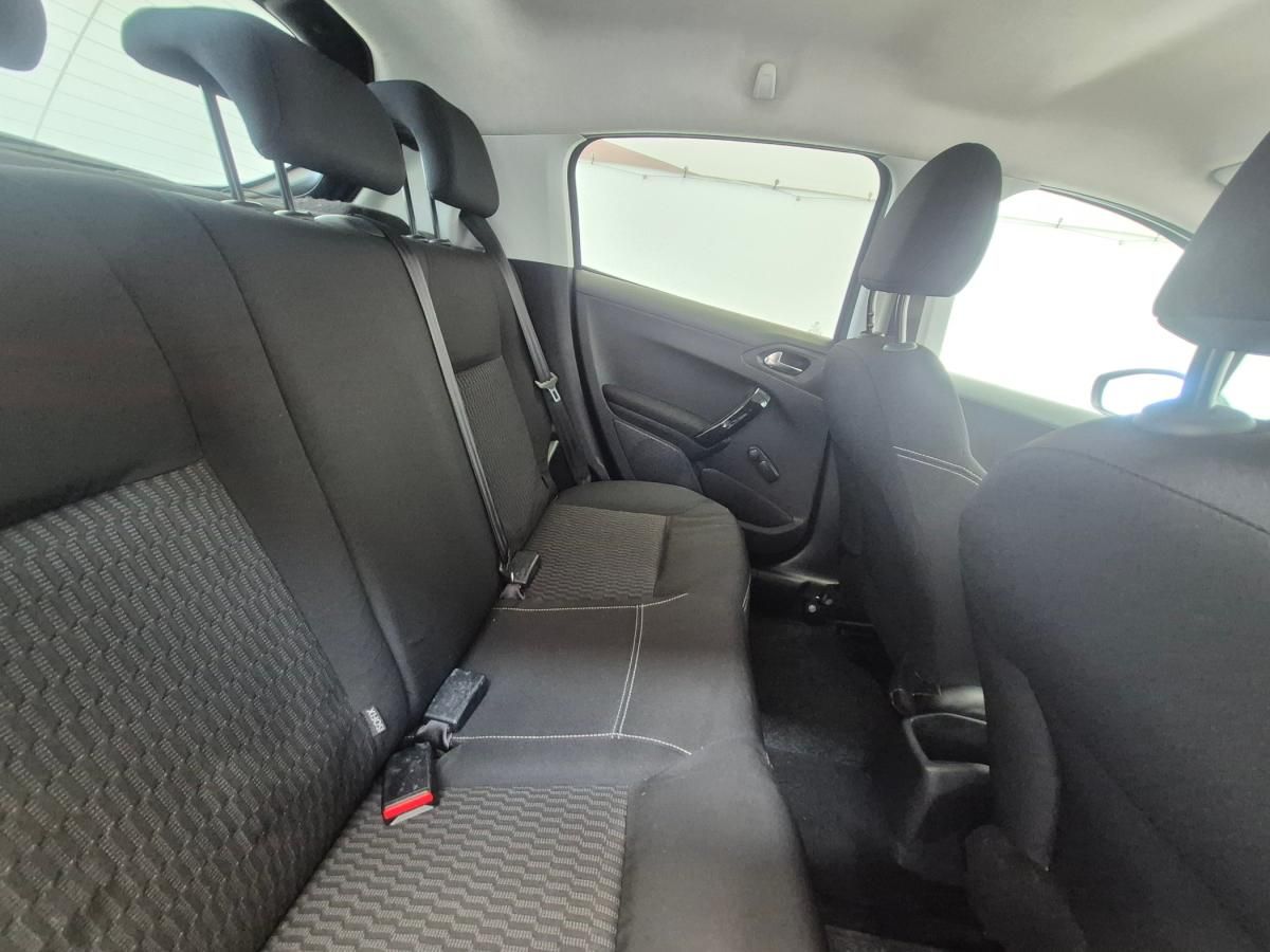 peugeot-208-2016-diesel-1560cc