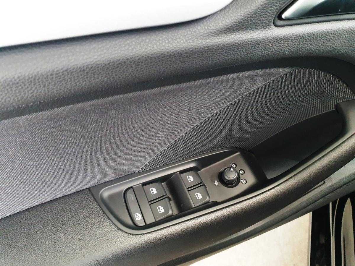 audi-a3-limousine-2018-diesel-1598cc