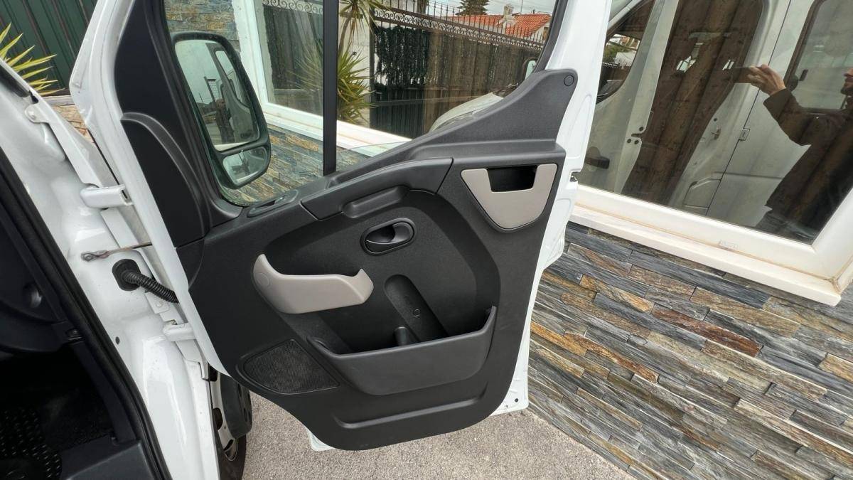 renault-master-2015-diesel-2299cc