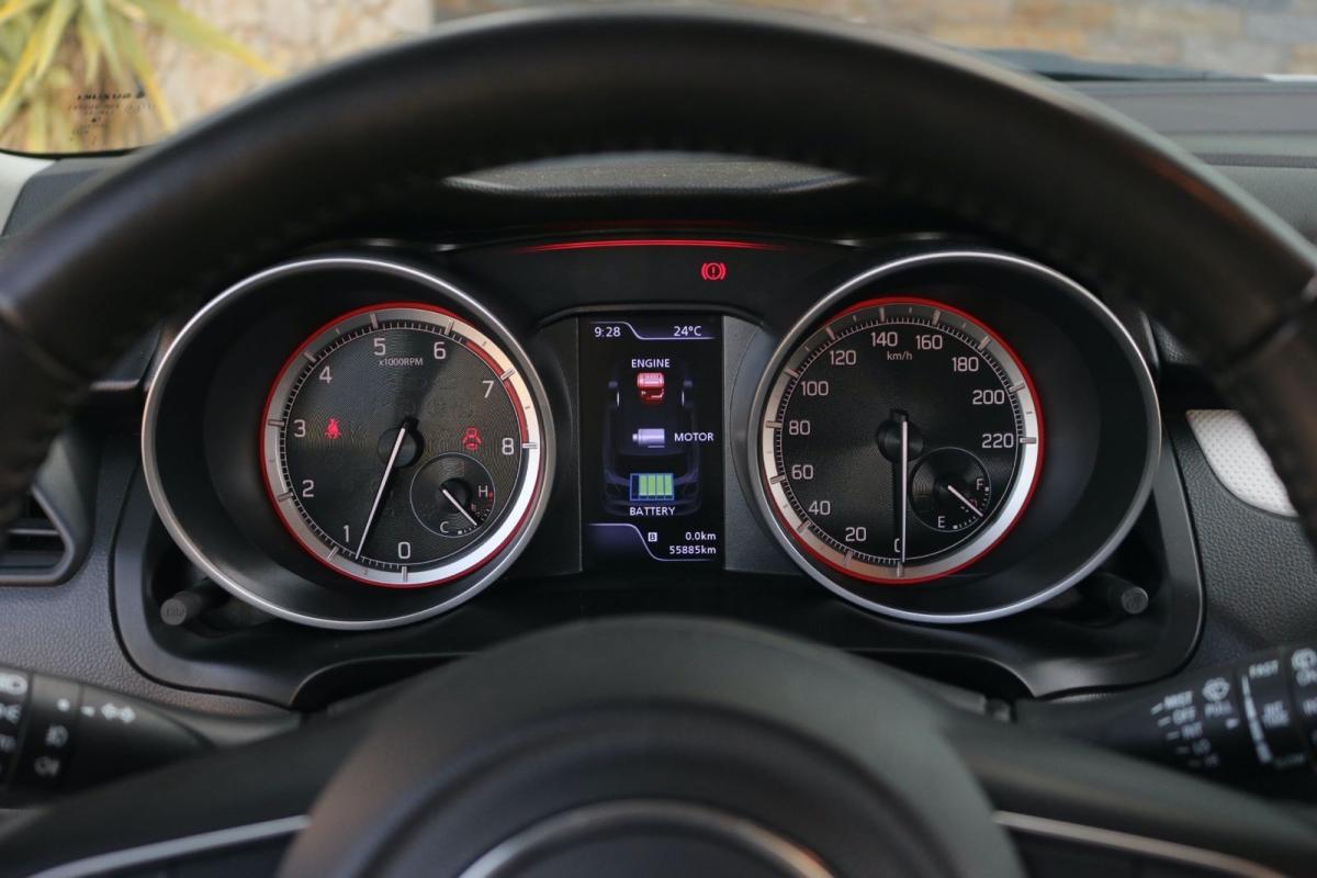 suzuki-swift-2021-hibrido-1197cc