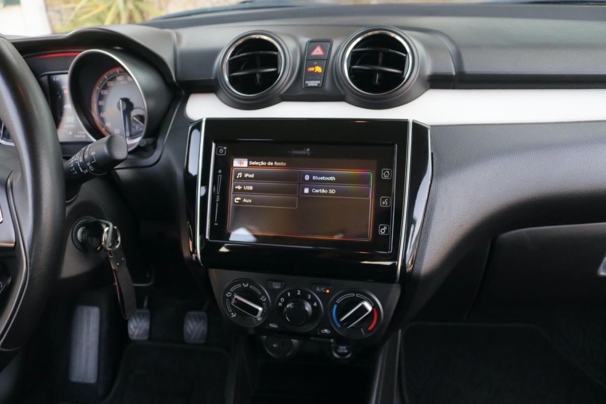 suzuki-swift-2021-hibrido-1197cc