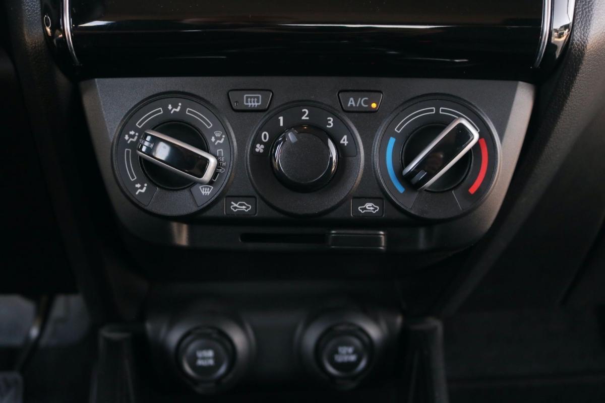 suzuki-swift-2021-hibrido-1197cc