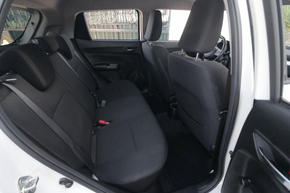 suzuki-swift-2021-hibrido-1197cc