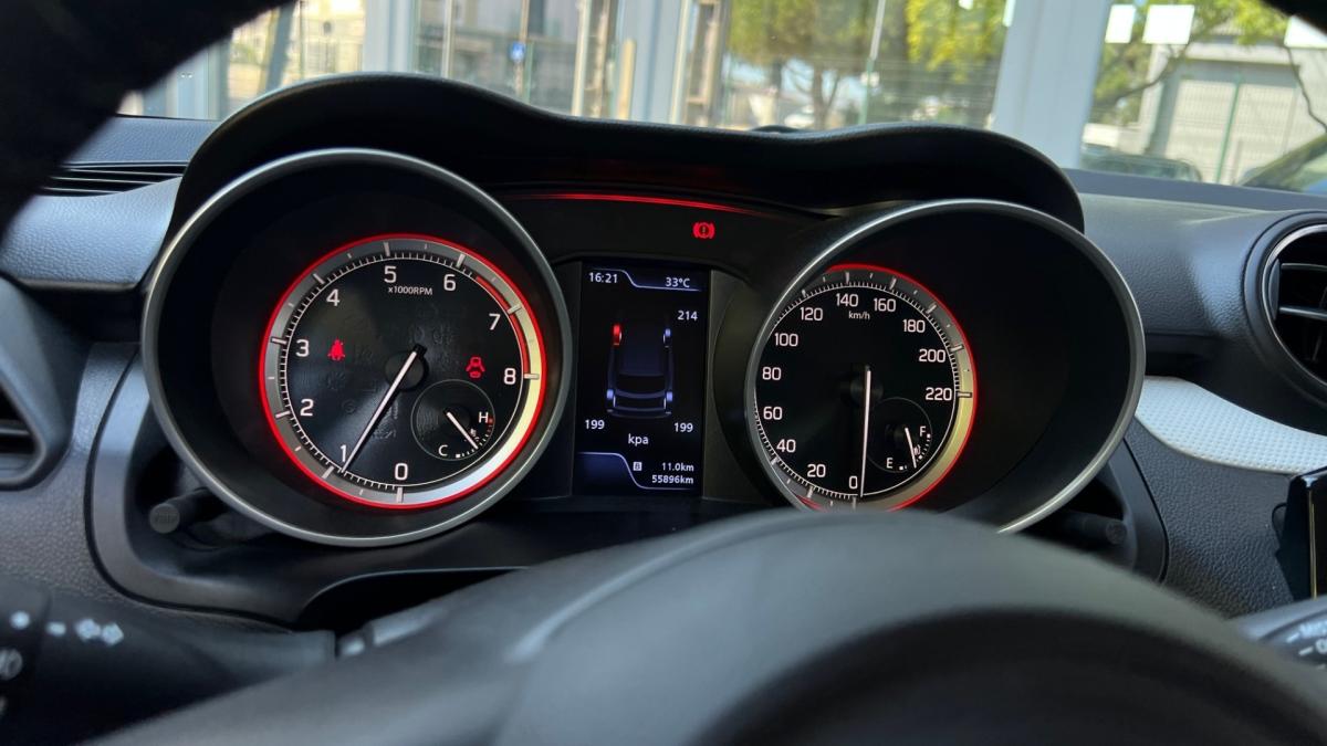 suzuki-swift-2021-hibrido-1197cc