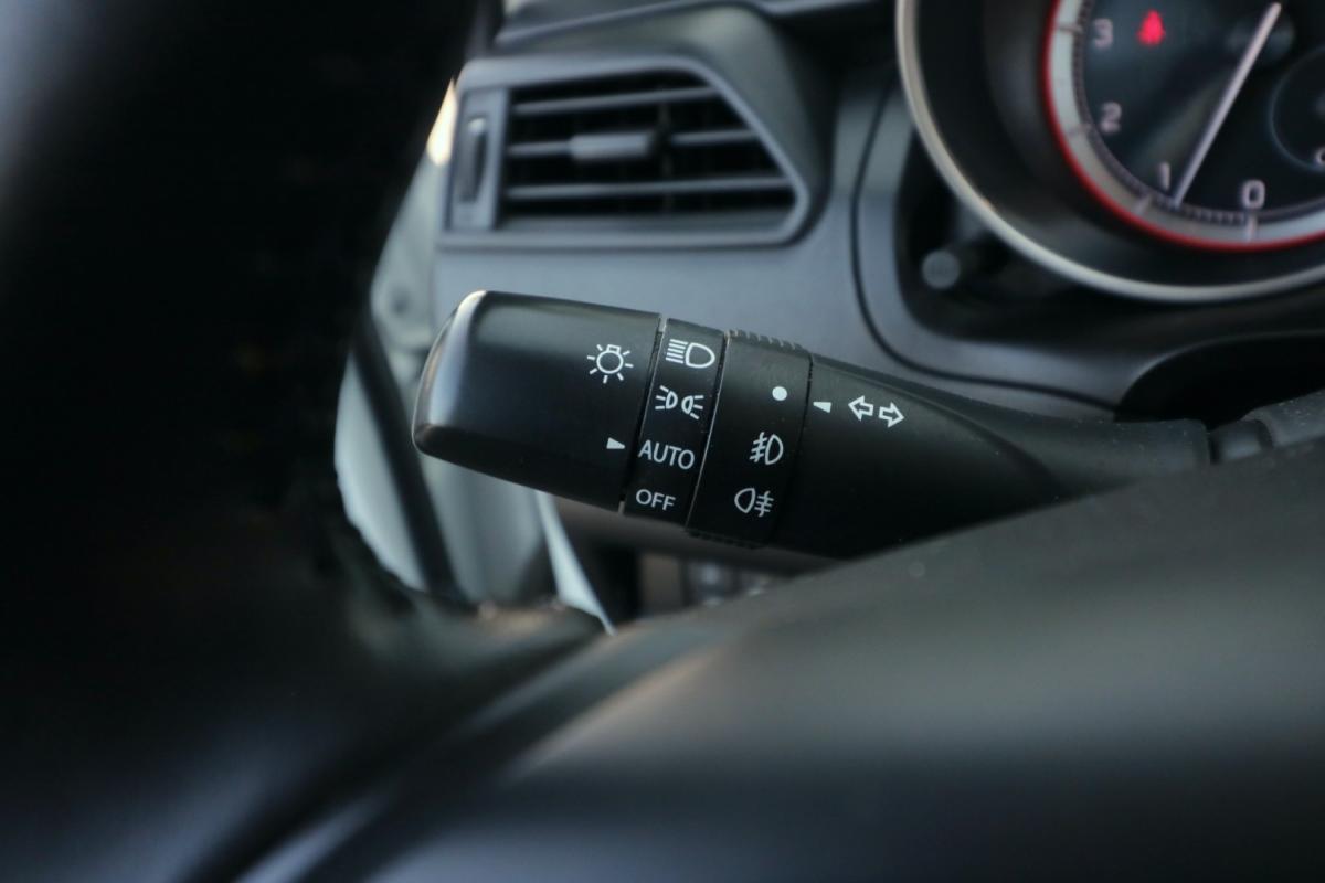 suzuki-swift-2021-hibrido-1197cc