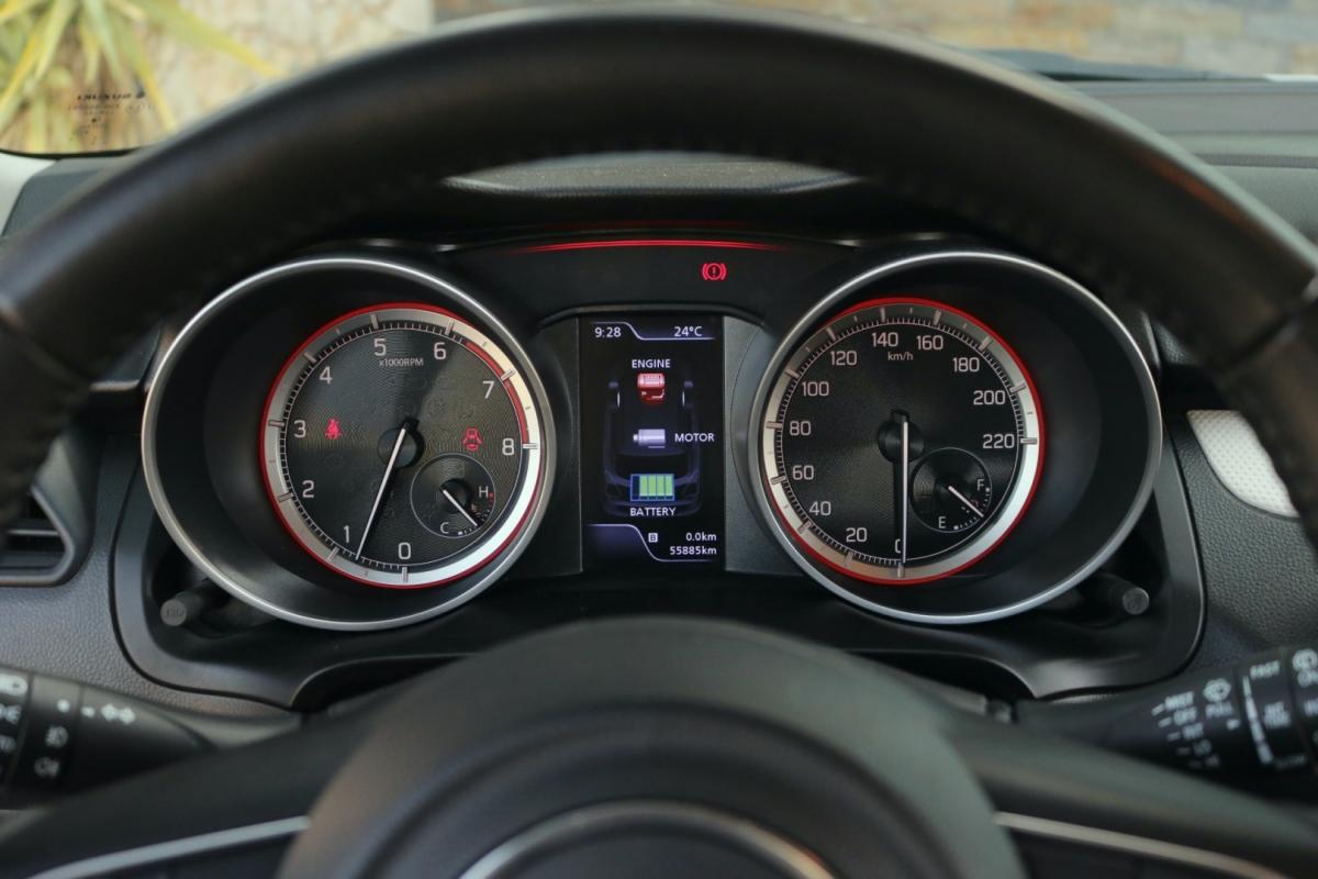 suzuki-swift-2021-hibrido-1197cc