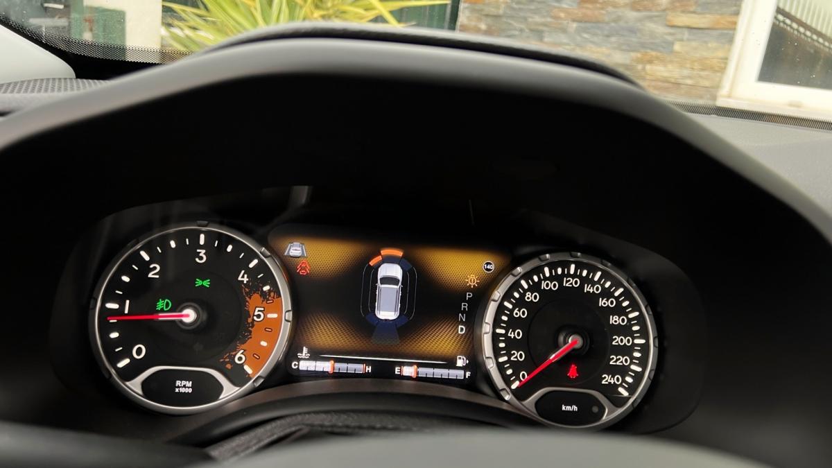jeep-renegade-2017-diesel-1598cc