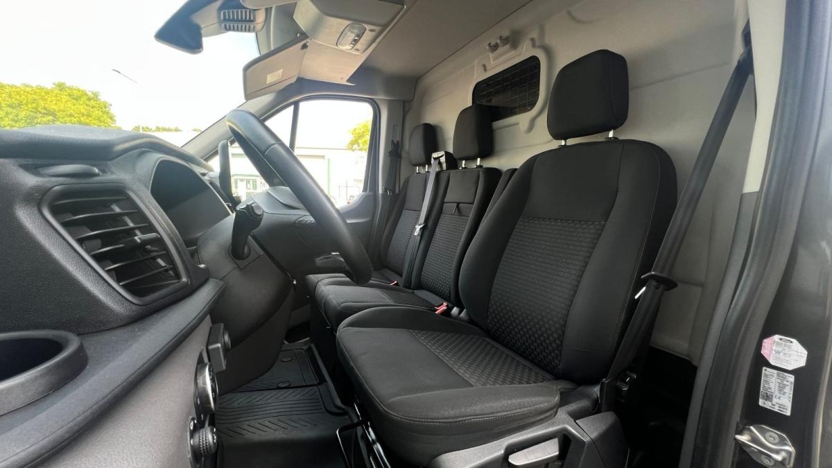 ford-transit-2022-diesel-1995cc