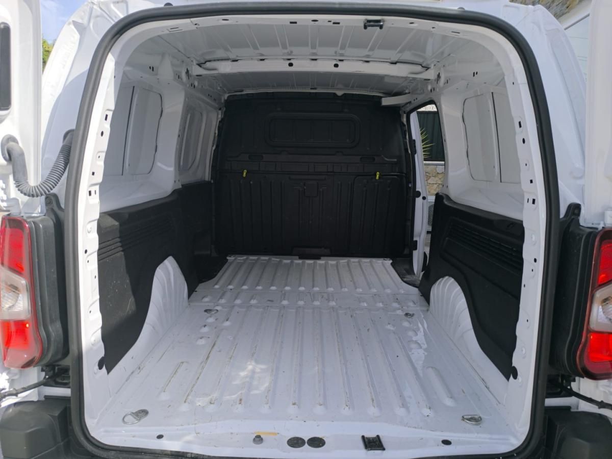 opel-combo-2024-diesel-1499cc