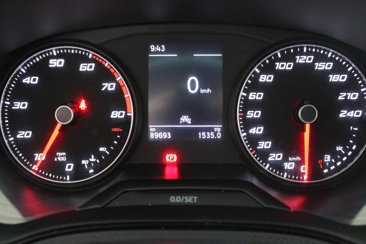 seat-arona-2022-gasolina-999cc