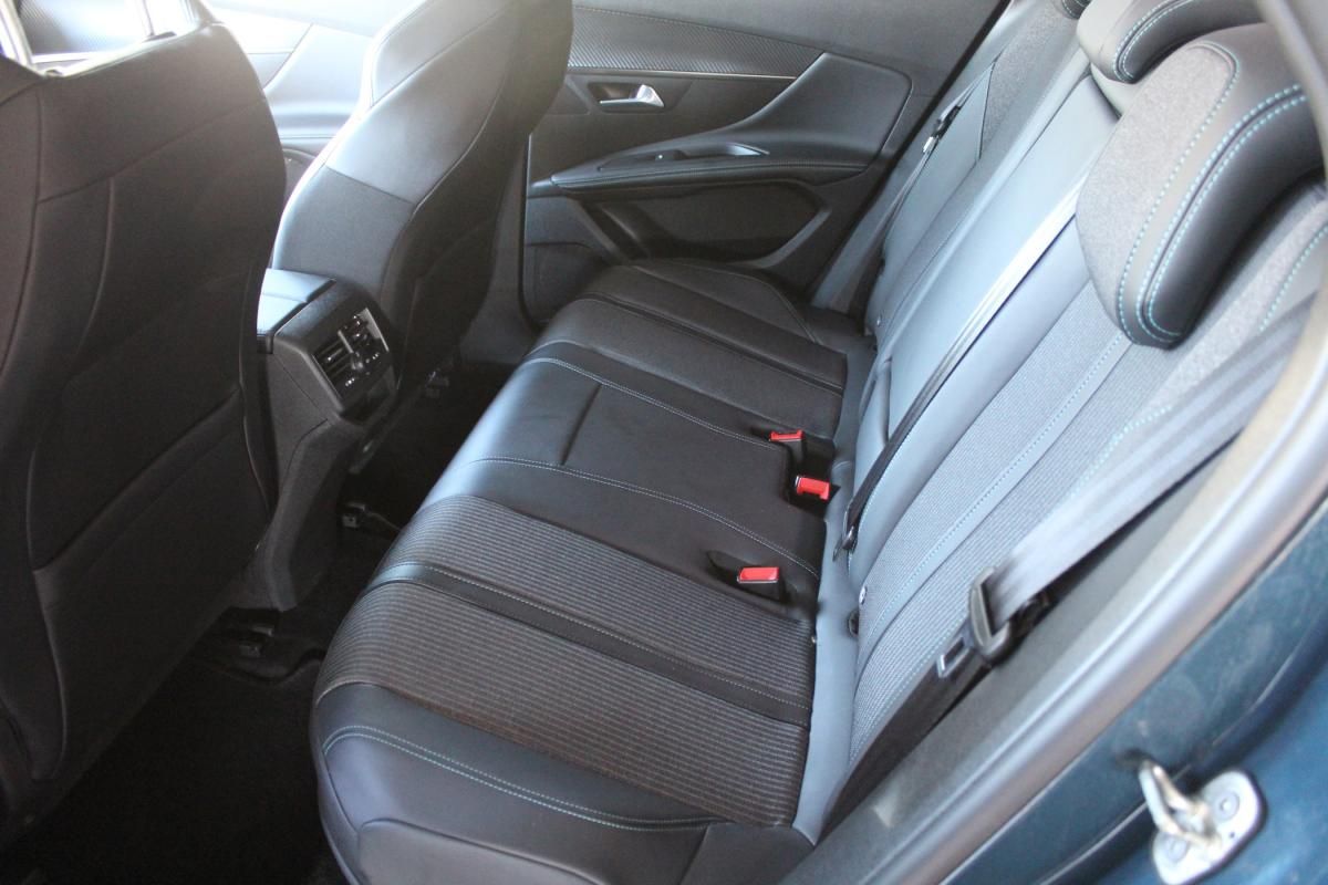 peugeot-3008-2022-hibrido-a-gasolina-1598cc