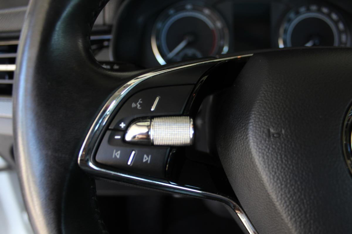 skoda-kamiq-2022-gasolina-999cc