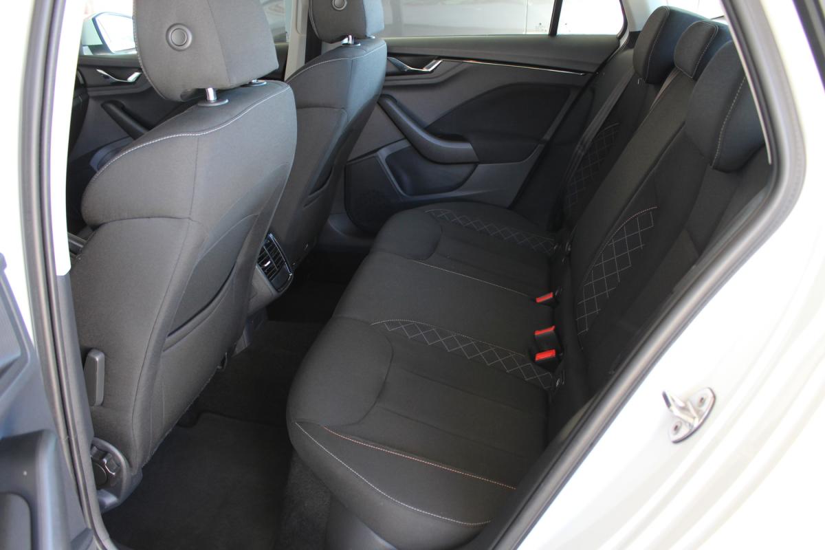 skoda-kamiq-2022-gasolina-999cc