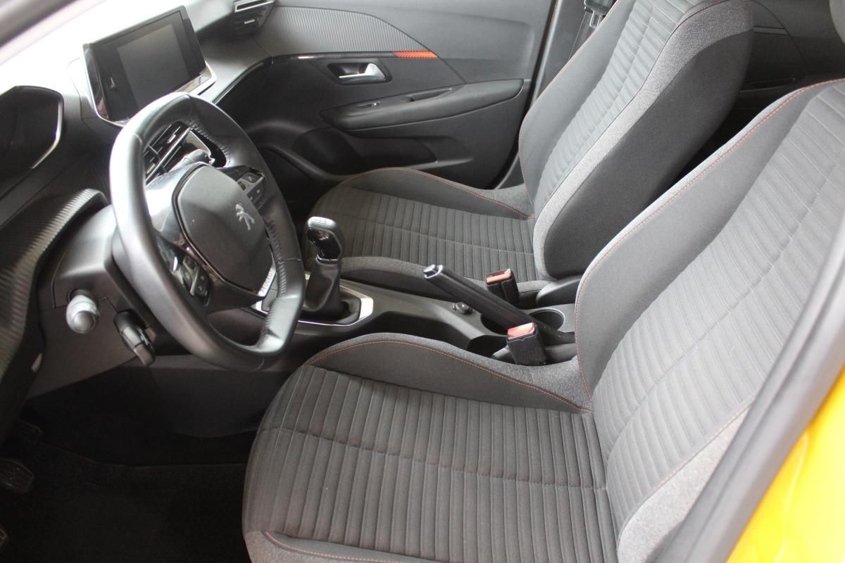 peugeot-208-2022-gasolina-1199cc