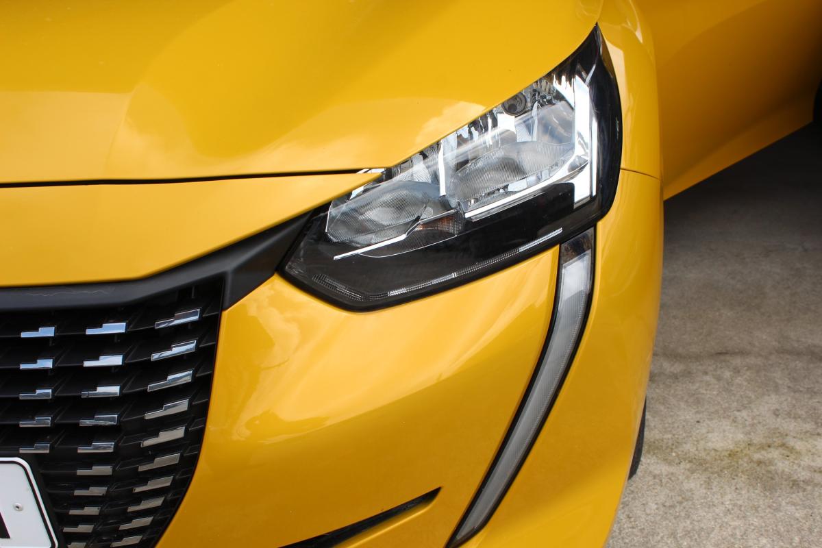 peugeot-208-2022-gasolina-1199cc