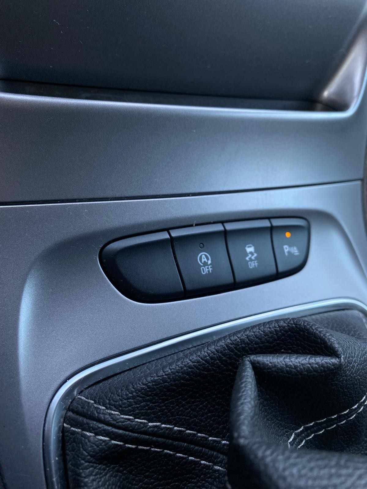 opel-astra-sport-tourer-2018-gasolina-999cc