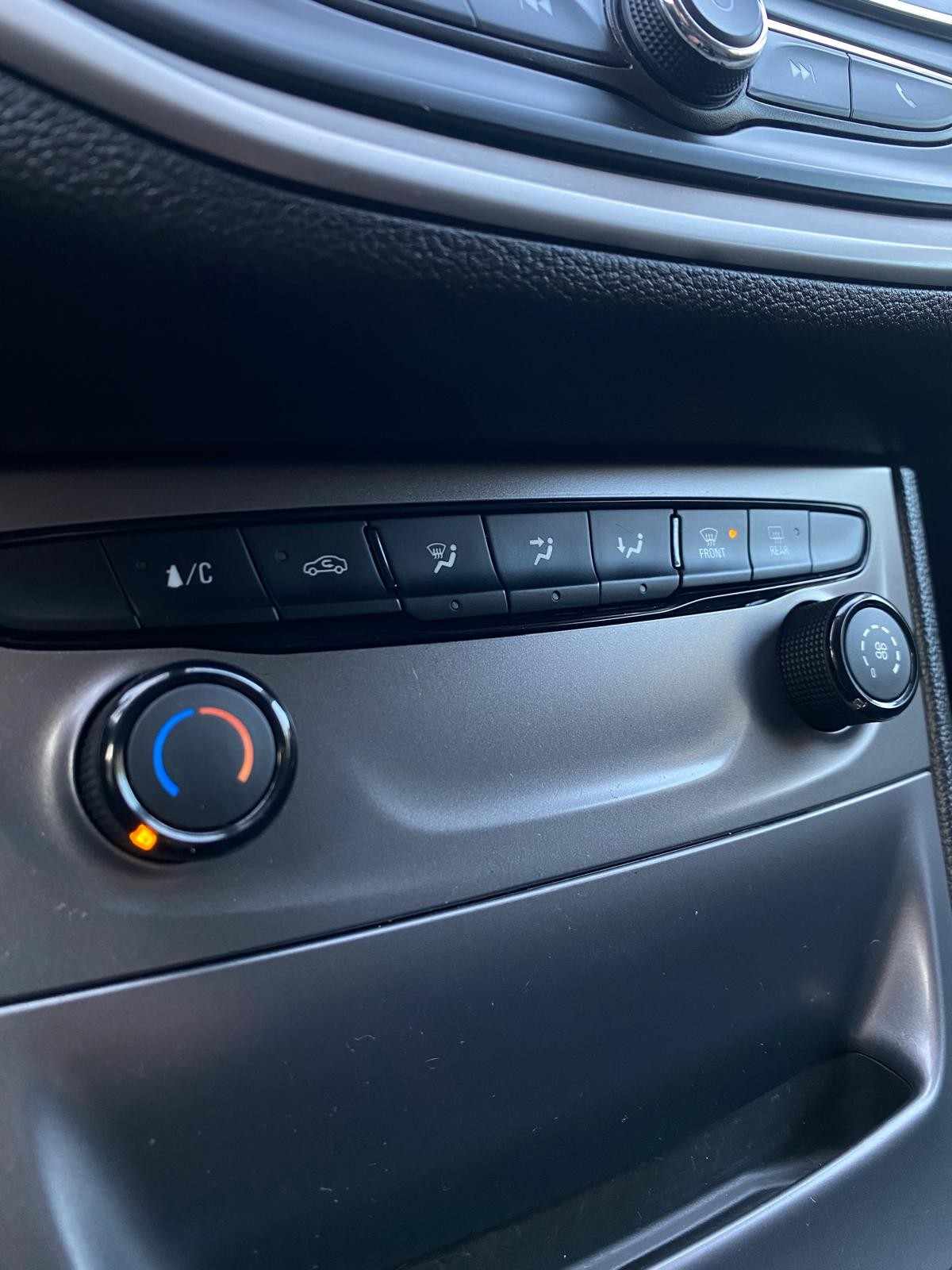 opel-astra-sport-tourer-2018-gasolina-999cc