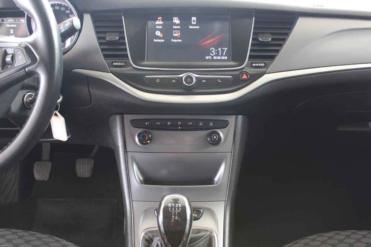 opel-astra-sport-tourer-2018-gasolina-999cc