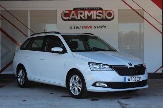 skoda-fabia-break-2022-gasolina-999cc