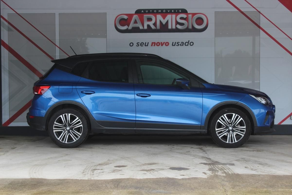 seat-arona-2022-gasolina-999cc