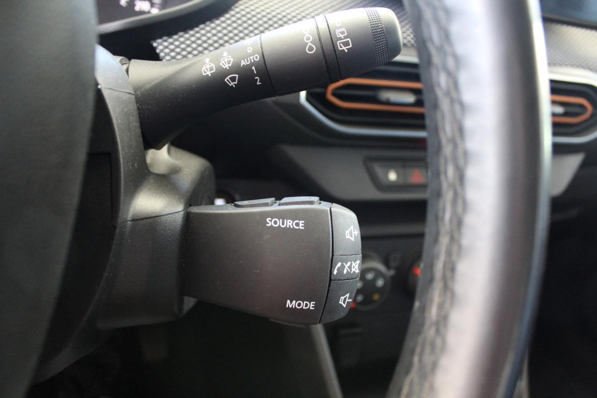 dacia-sandero-2022-gasolina-999cc