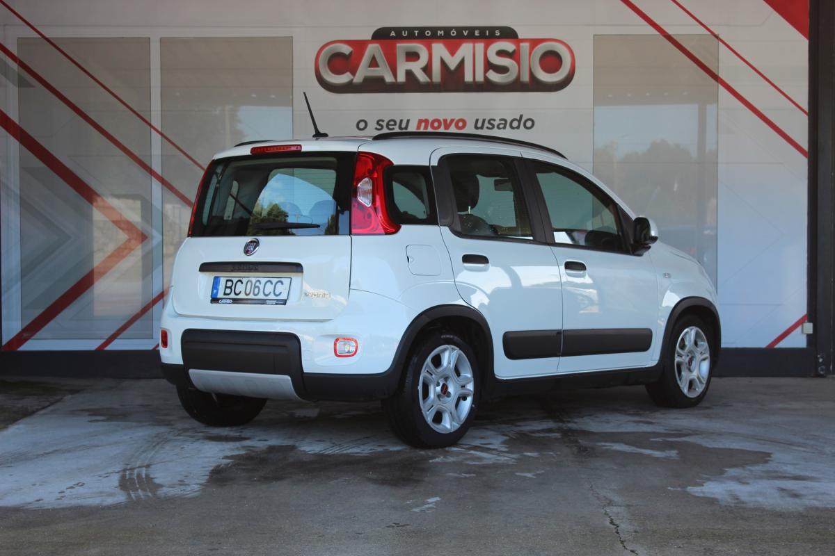 fiat-panda-2023-hibrido-a-gasolina-999cc