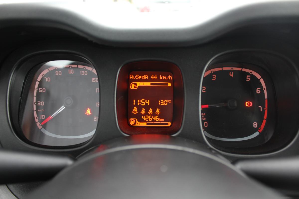 fiat-panda-2023-hibrido-a-gasolina-999cc
