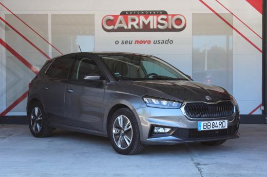 skoda-fabia-2023-gasolina-999cc