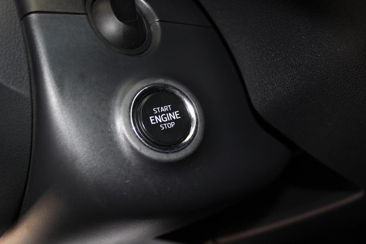 skoda-fabia-2023-gasolina-999cc