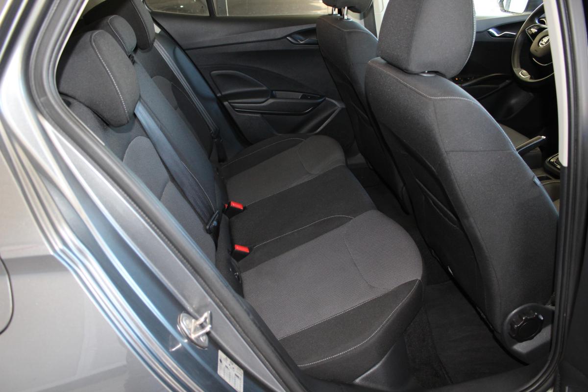 skoda-fabia-2023-gasolina-999cc
