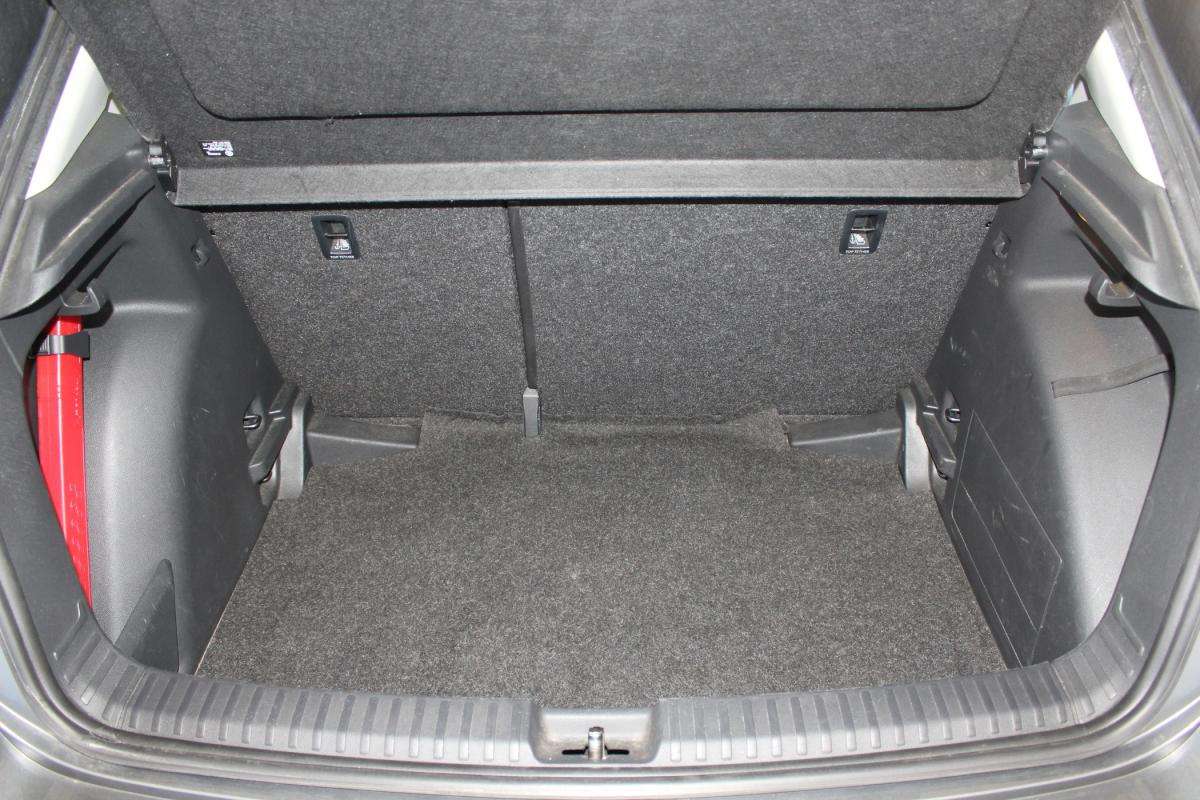 skoda-fabia-2023-gasolina-999cc