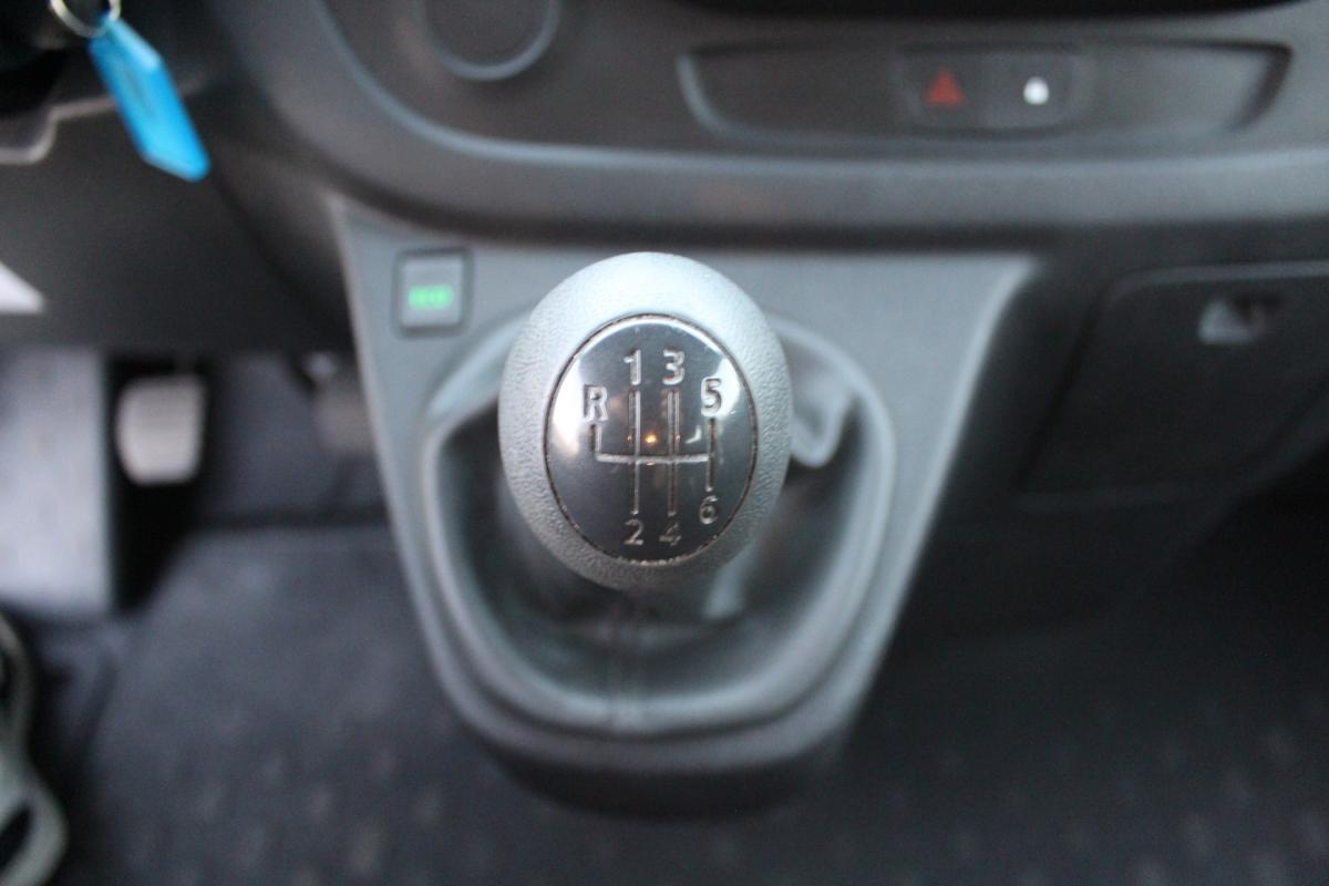 renault-trafic-2019-diesel-1598cc