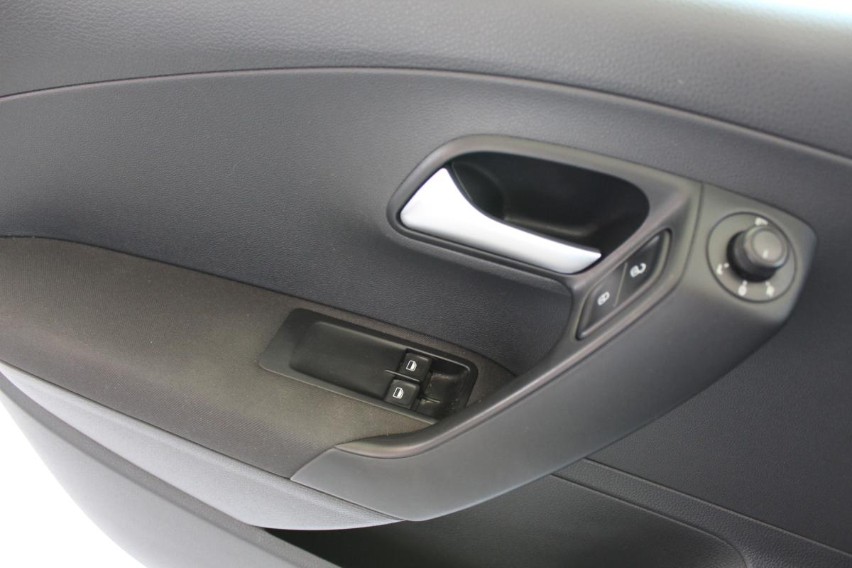 volkswagen-polo-2016-gasolina-999cc