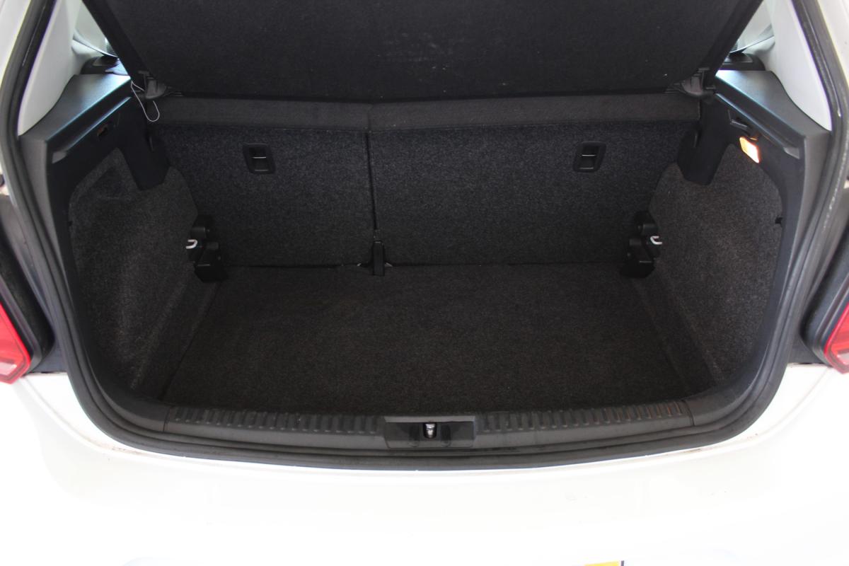 volkswagen-polo-2016-gasolina-999cc