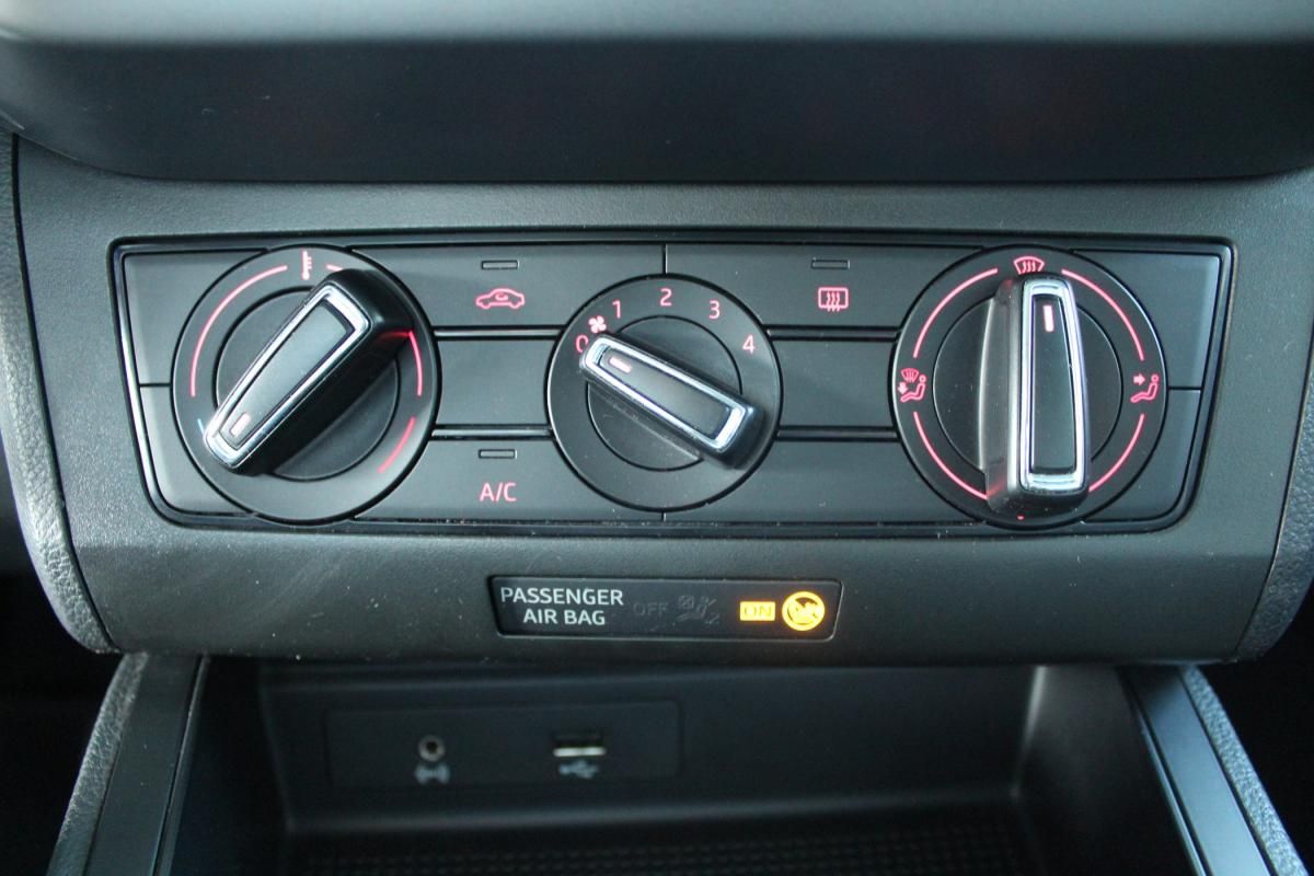 seat-ibiza-2019-gasolina-999cc
