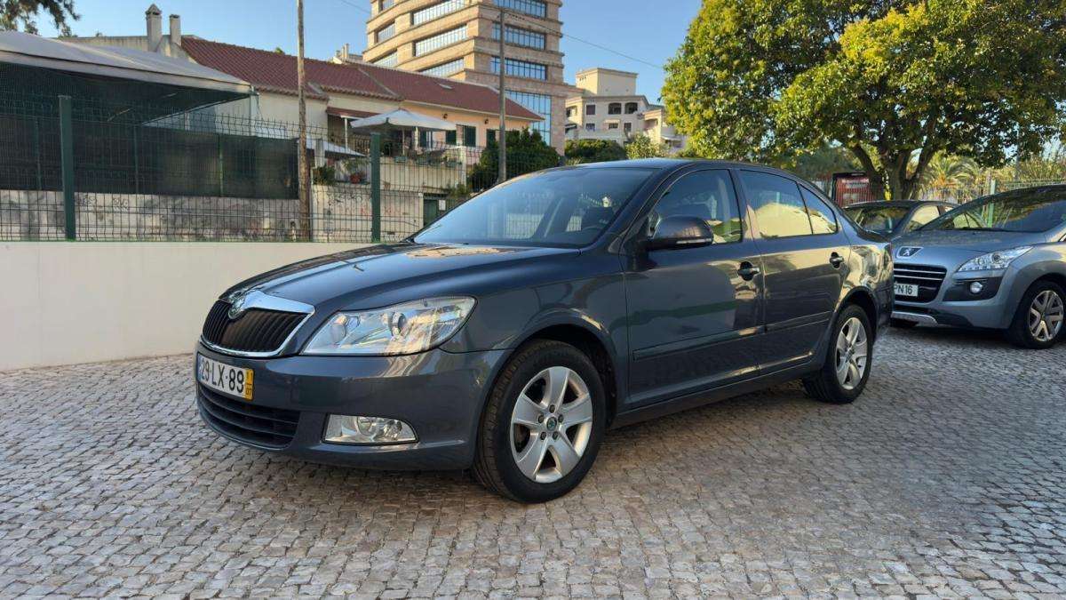 skoda-octavia-2011-diesel-1598cc