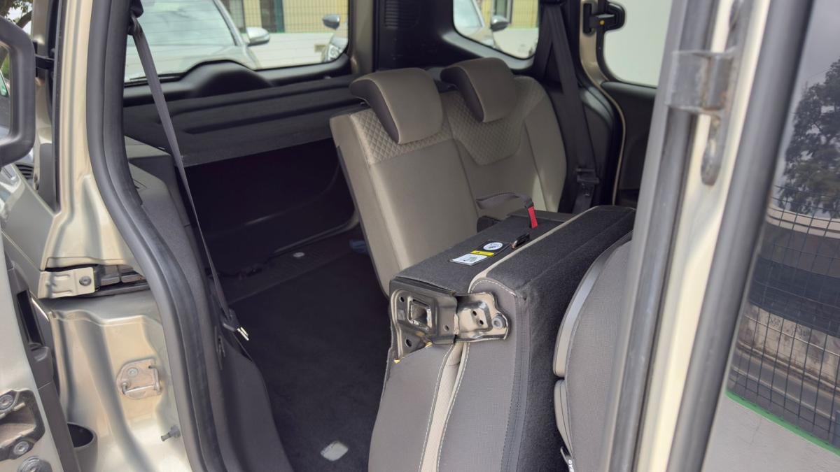 ford-tourneo-courier-2016-diesel-1499cc