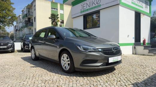 opel-astra-sport-tourer-2018-diesel-1598cc