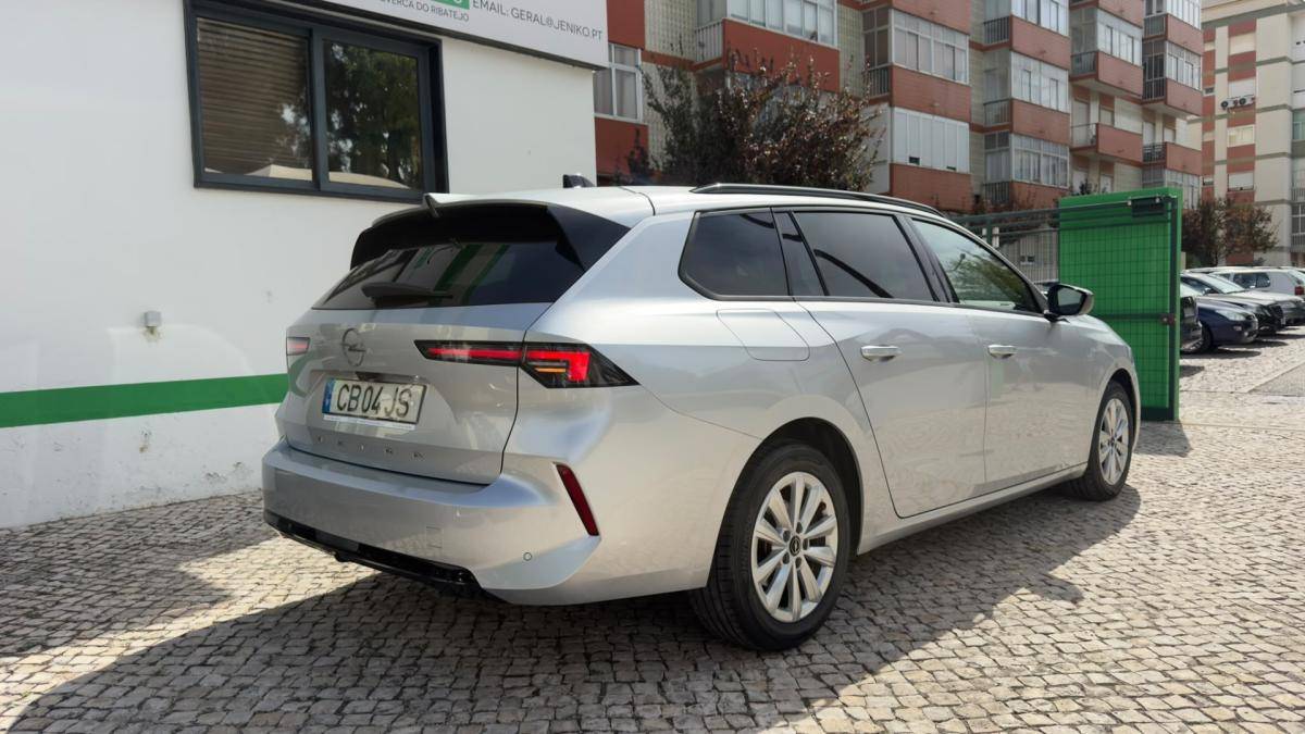 opel-astra-sport-tourer-2024-diesel-1499cc