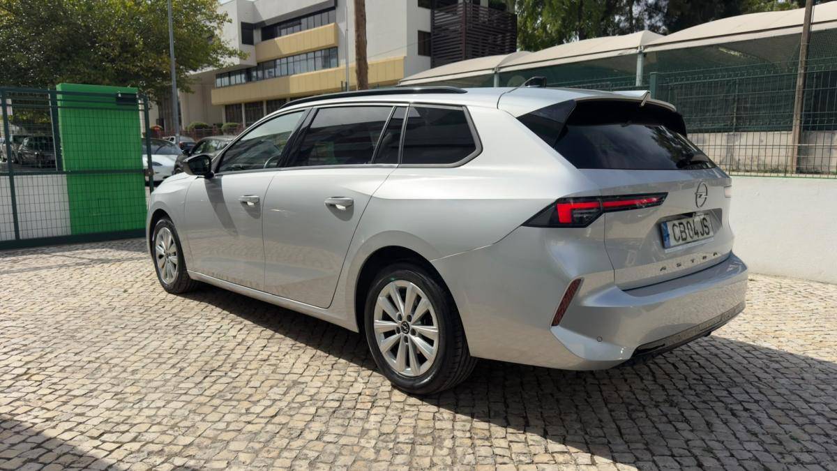 opel-astra-sport-tourer-2024-diesel-1499cc