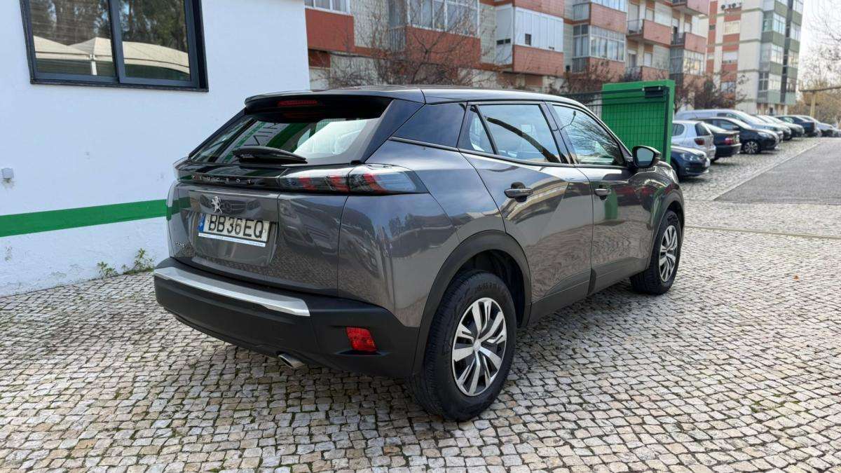 peugeot-2008-2023-diesel-1499cc