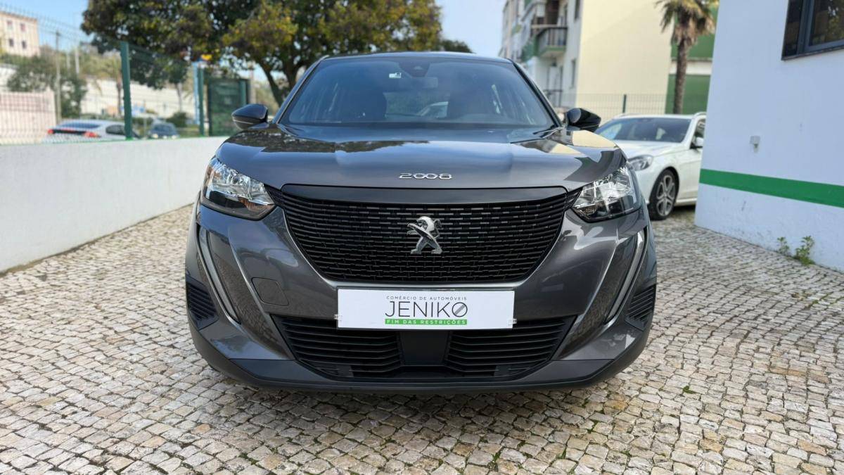 peugeot-2008-2023-diesel-1499cc