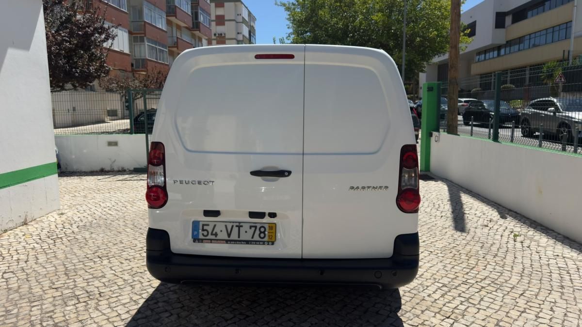 peugeot-partner-2018-diesel-1560cc