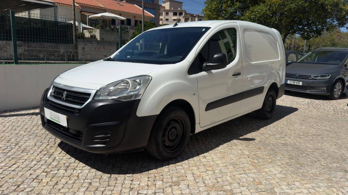 peugeot-partner-2018-diesel-1560cc